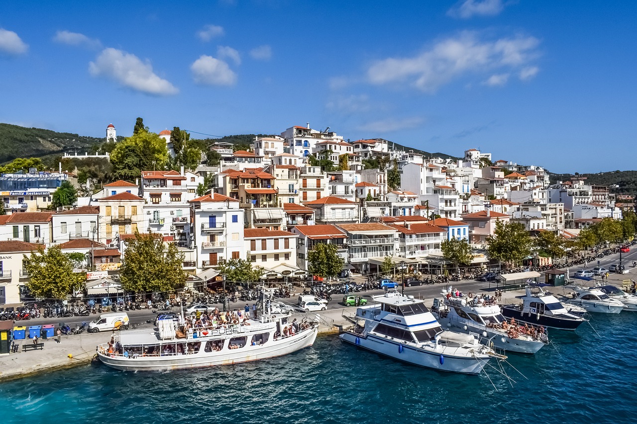 Travel advice and information on Skiathos in the Sporades islands, with details of ferries and flights, and the best things to do on Skiathos in Greece.